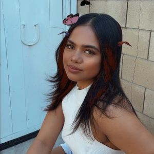 Meet your Posher, Gladys